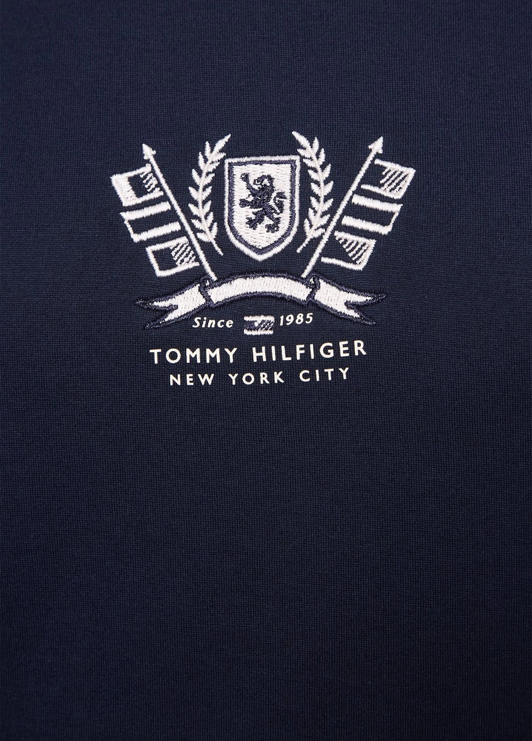 Темно-синяя футболка Tommy Hilfiger
