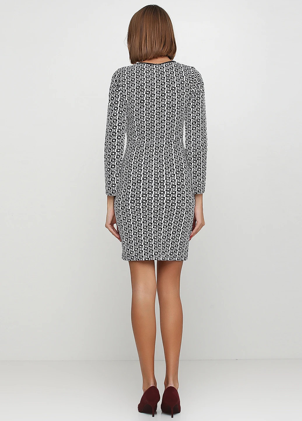 Серое кэжуал платье футляр Effe с абстрактным узором