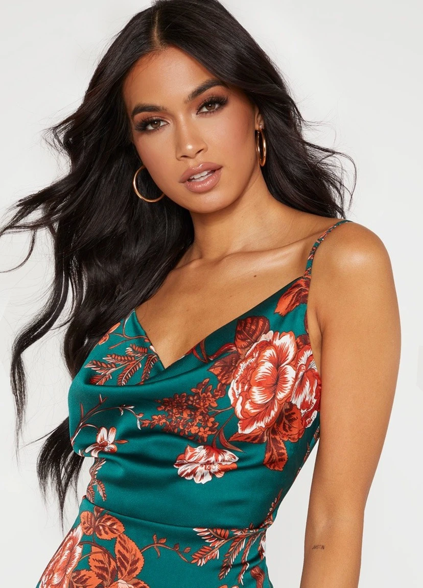 Зелена кежуал сукня PrettyLittleThing з квітковим принтом