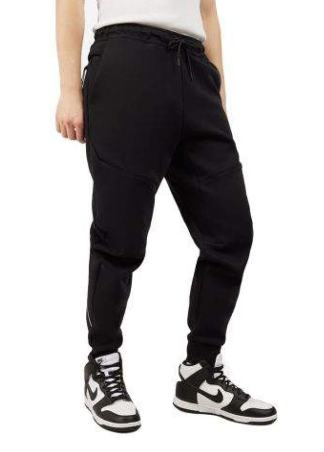 Черные спортивные демисезонные джоггеры брюки Nike