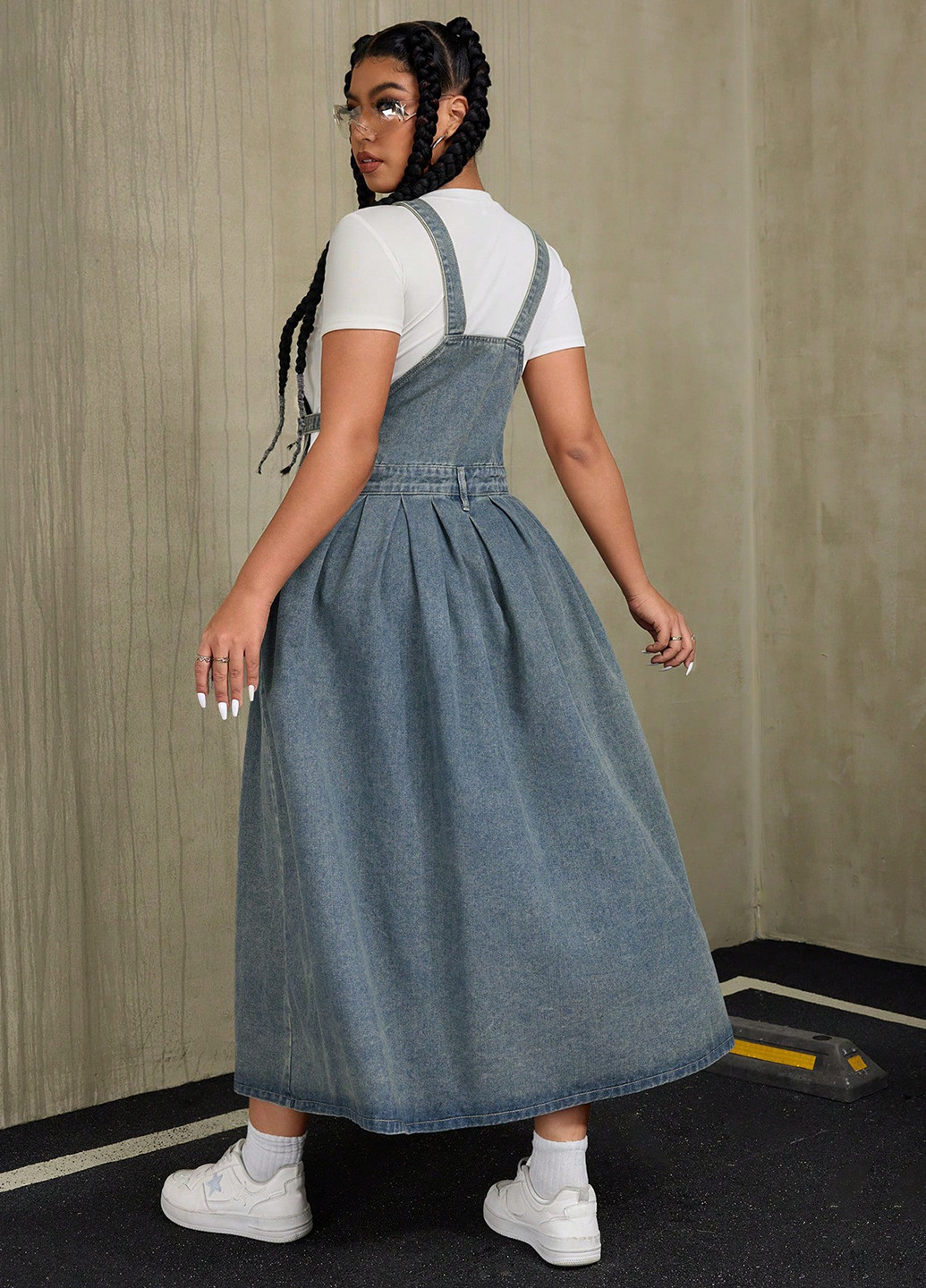 Красивый женский платье SHEIN бабочки