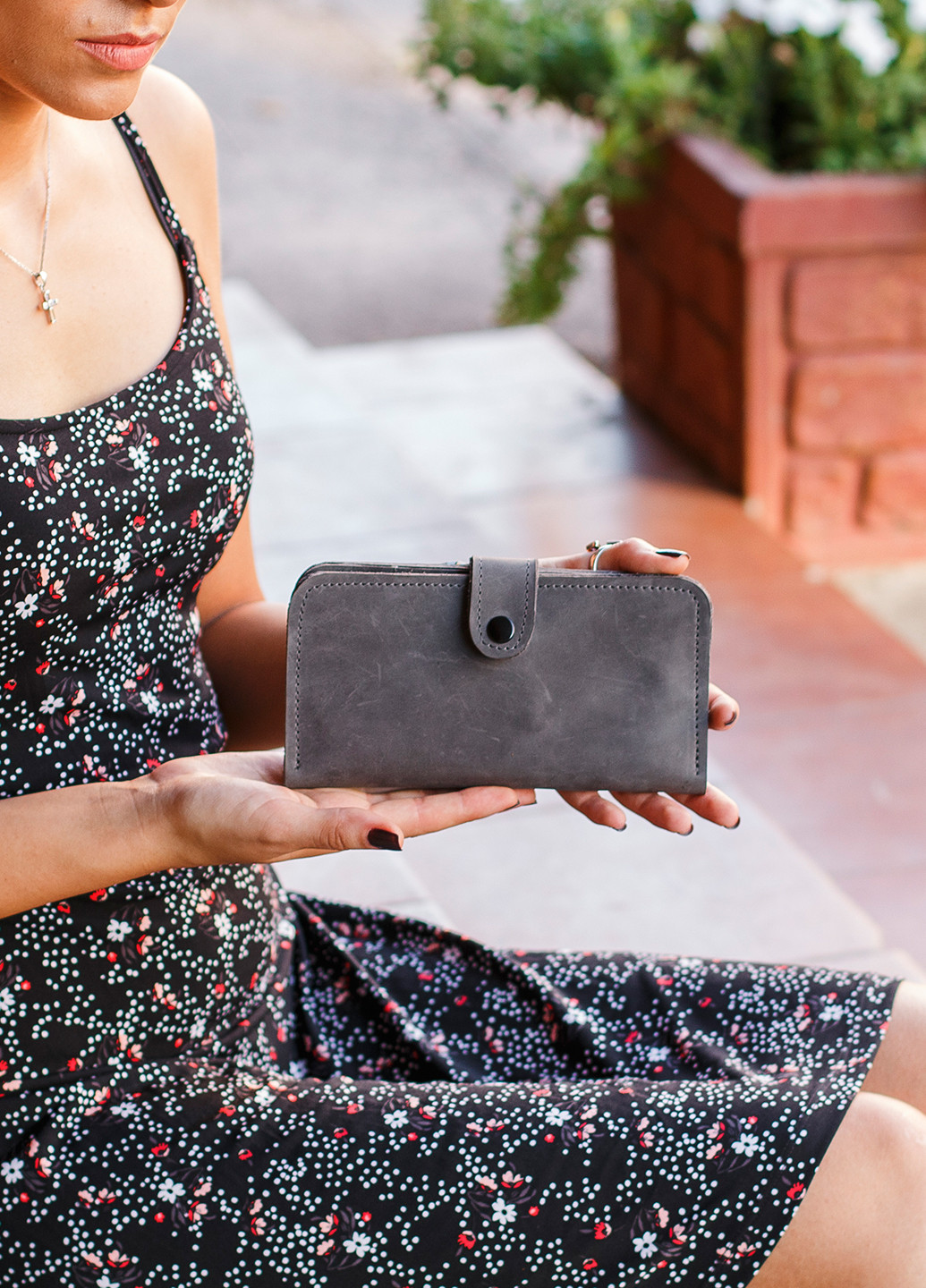 Стильное женское портмоне ручной работы темно-серого цвета из натуральной винтажной кожи Boorbon (253752035)