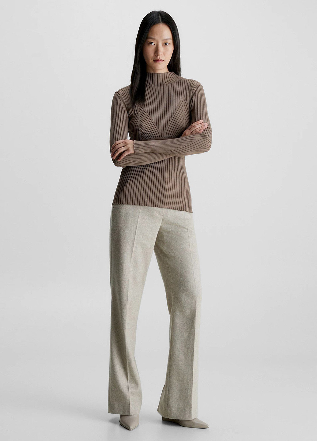 Коричневый зимний свитер Calvin Klein