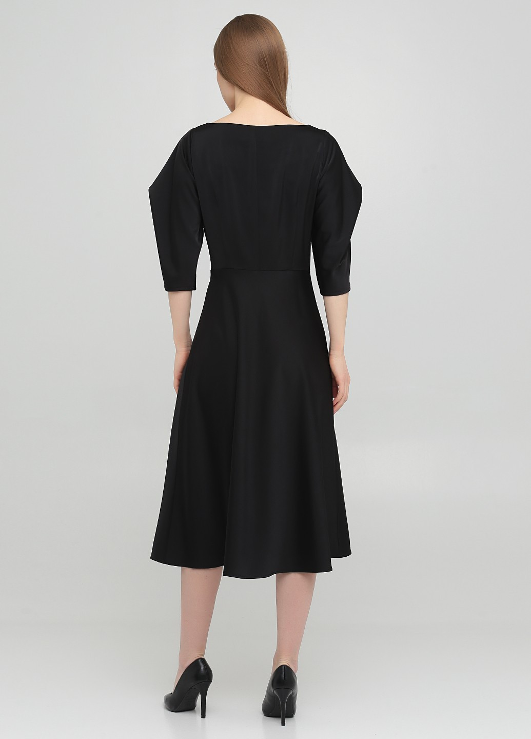 Черное коктейльное платье клеш MaCo exclusive однотонное