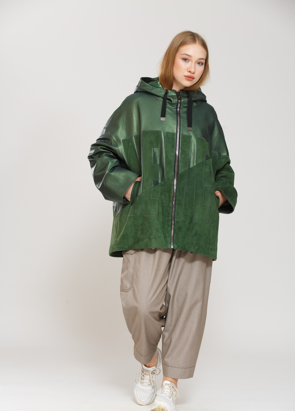 Зеленая демисезонная куртка зеленый Donna Bacconi
