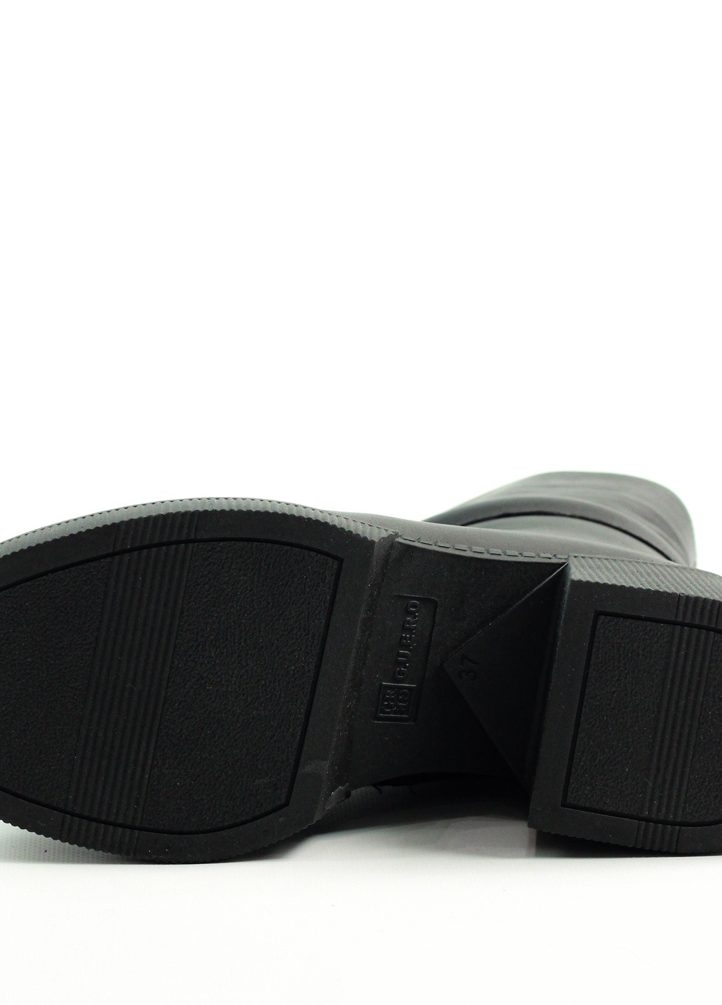 Черные зимняя ботинки на каблуке зимние Guero