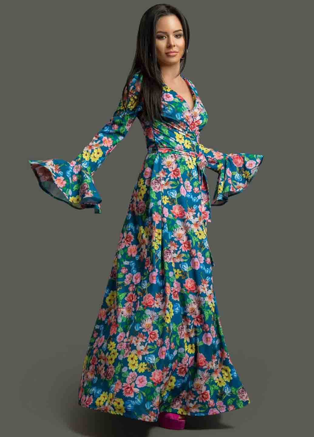 Темно-голубое кэжуал платье на запах Modna Anka с цветочным принтом