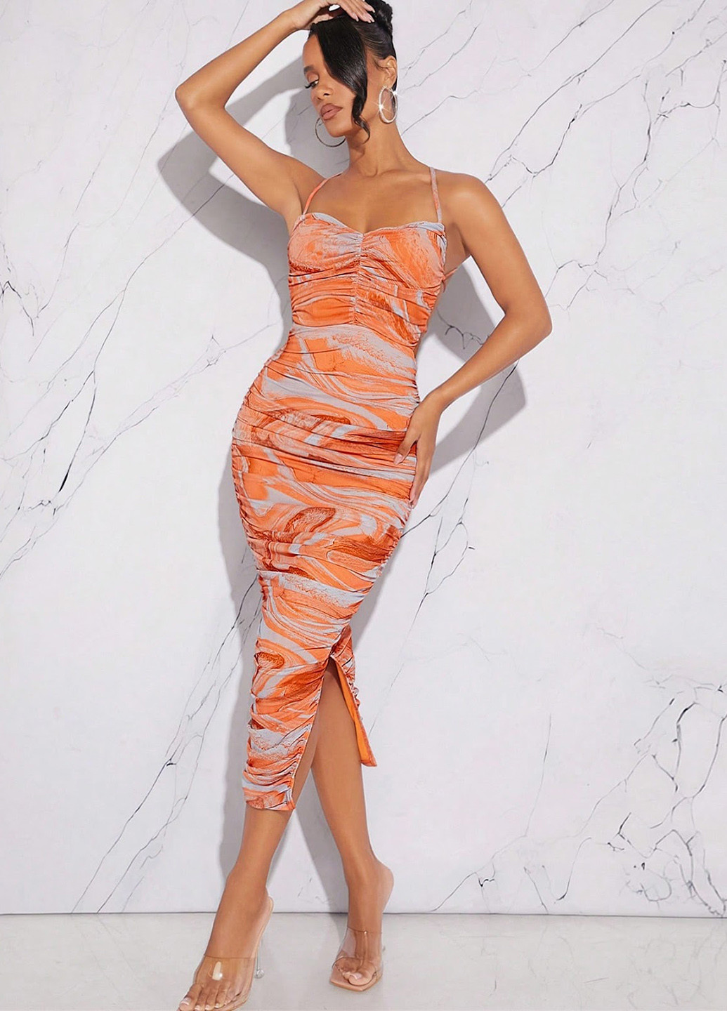 Оранжевое коктейльное, вечернее, кэжуал платье силуэтная, с открытой спиной SHEIN с абстрактным узором