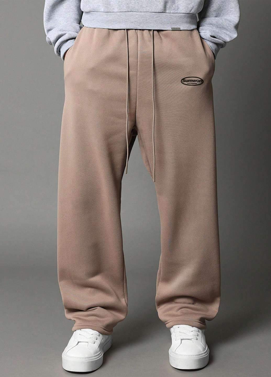 Темно-бежевые спортивные демисезонные прямые брюки SHEIN