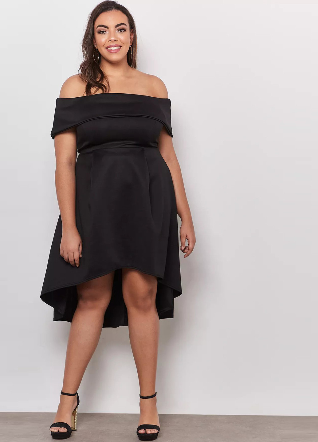 Чорна коктейльна плаття, сукня з відкритими плечима, кльош Missguided однотонна