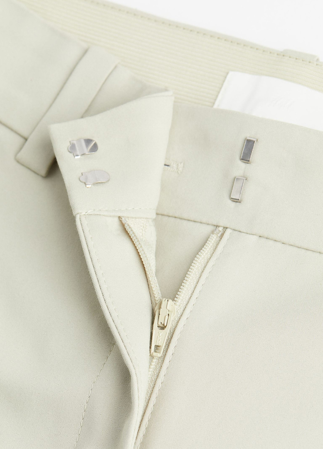 Молочные кэжуал демисезонные классические брюки H&M