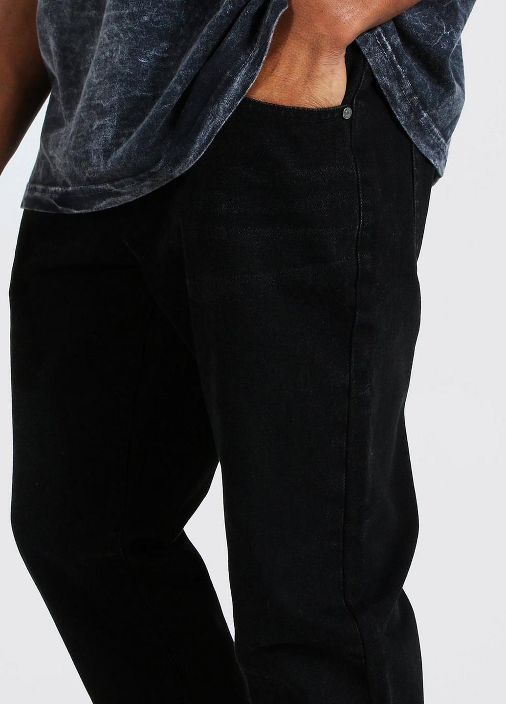 Черные демисезонные прямые джинсы Boohoo