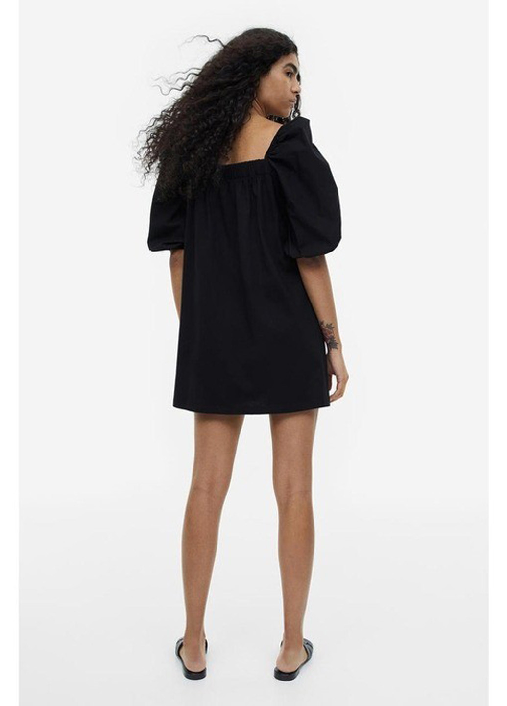 Черное кэжуал платье H&M однотонное