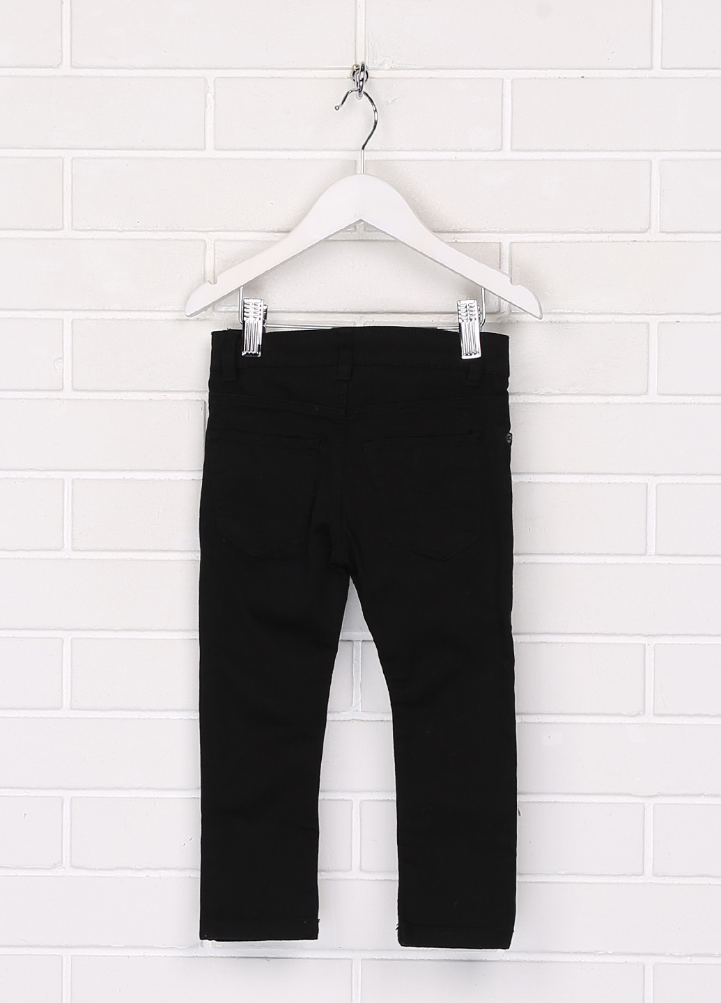 Черные демисезонные слим брюки H&M