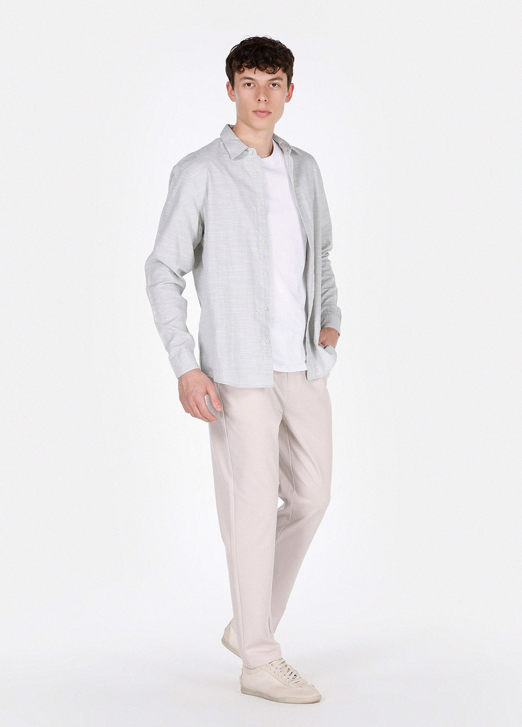 Светло-бежевые кэжуал демисезонные чиносы брюки Colin's