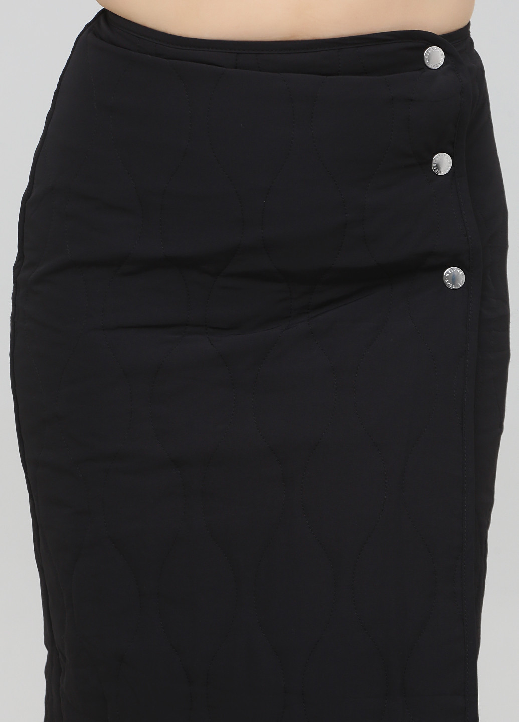 Черная кэжуал однотонная юбка Weekday на запах