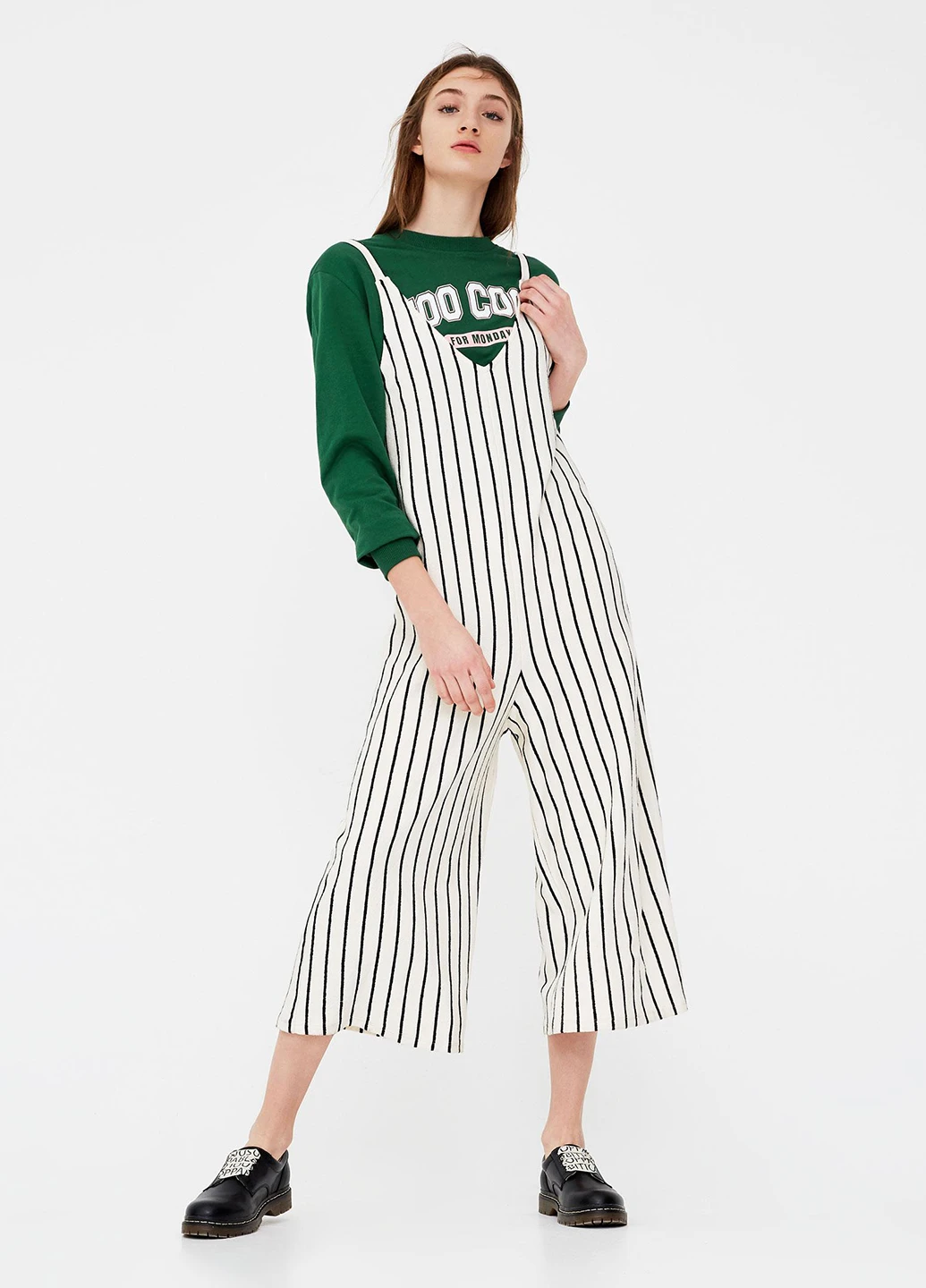 Зелений світшоти Pull & Bear напис без декору (243646877)
