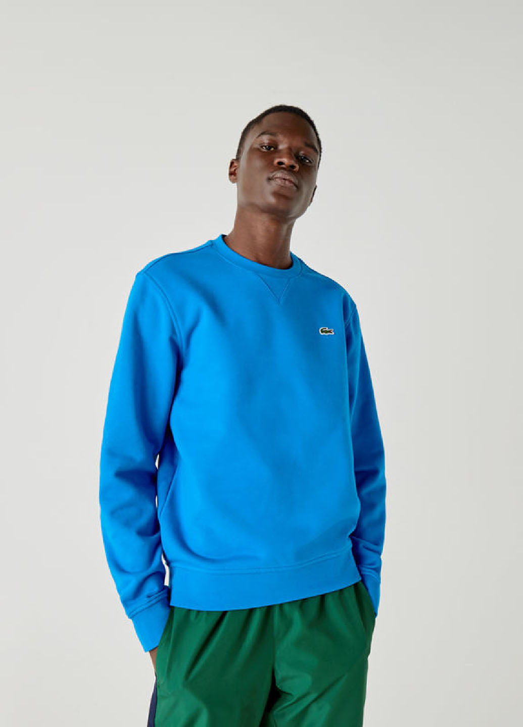 Синій світшот Lacoste однотонний нашивки (329694600)