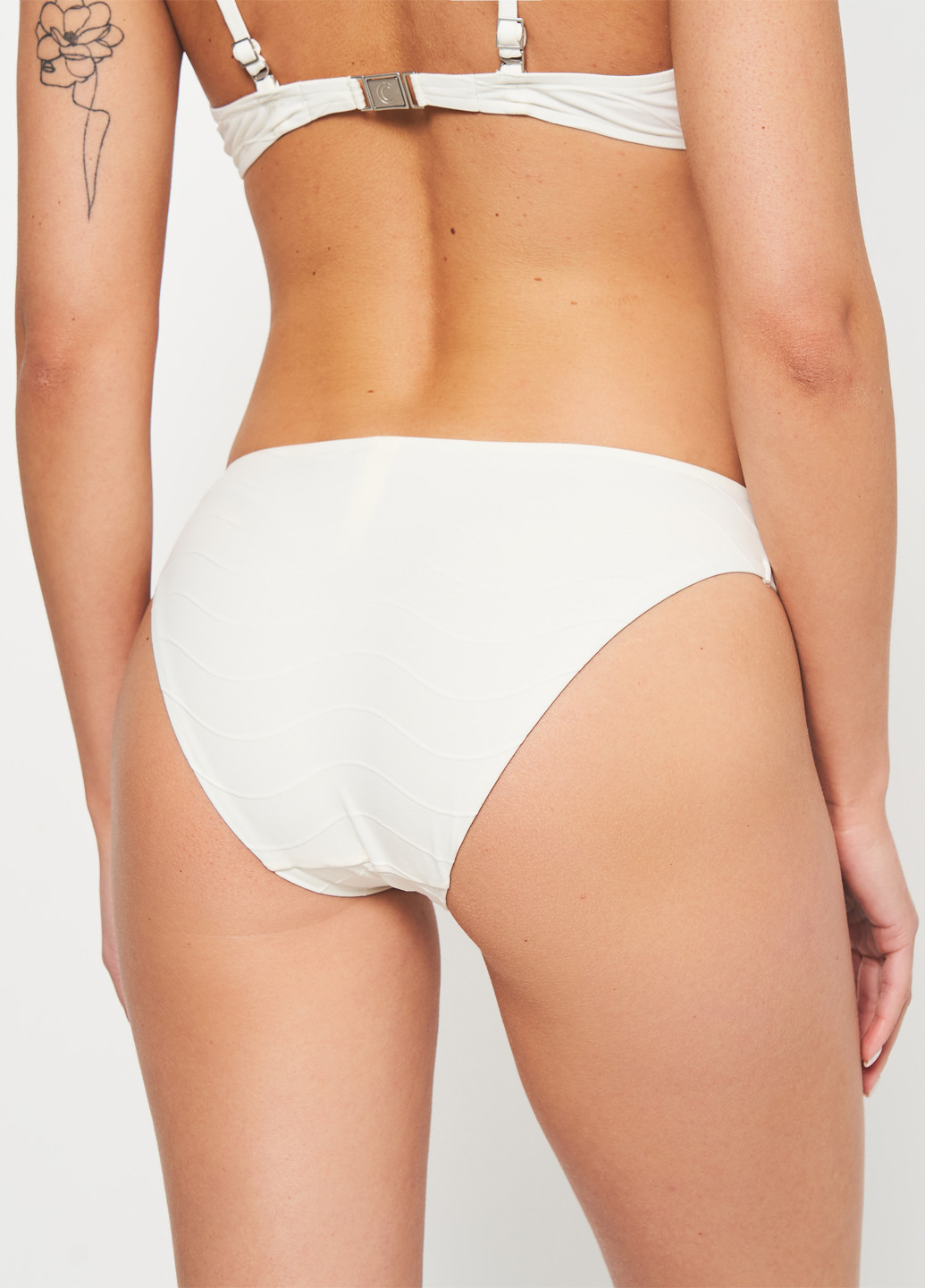 Молочные купальные трусики однотонные Chantelle