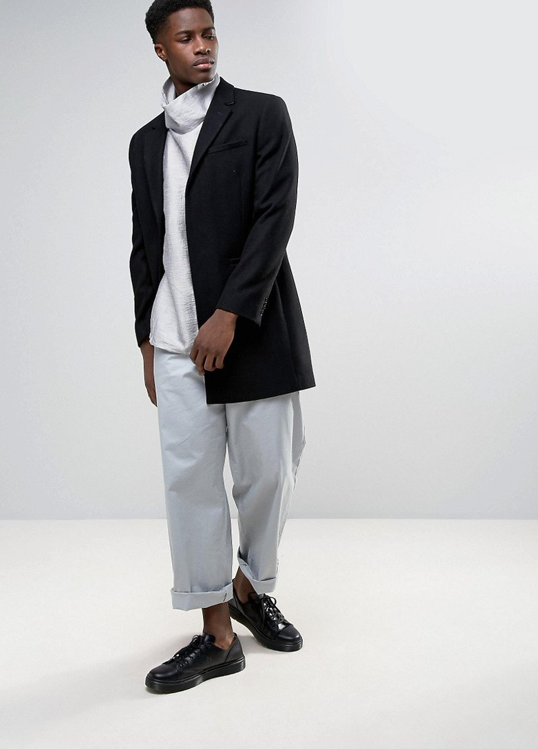 Серебряная футболка Weekday