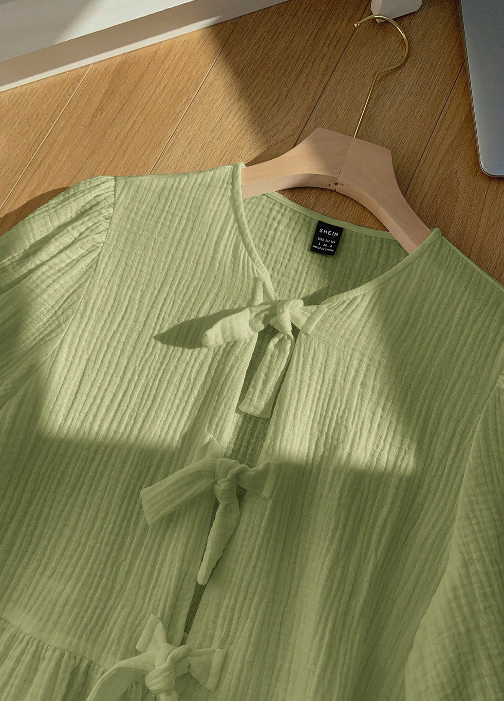 Фисташковая блуза SHEIN