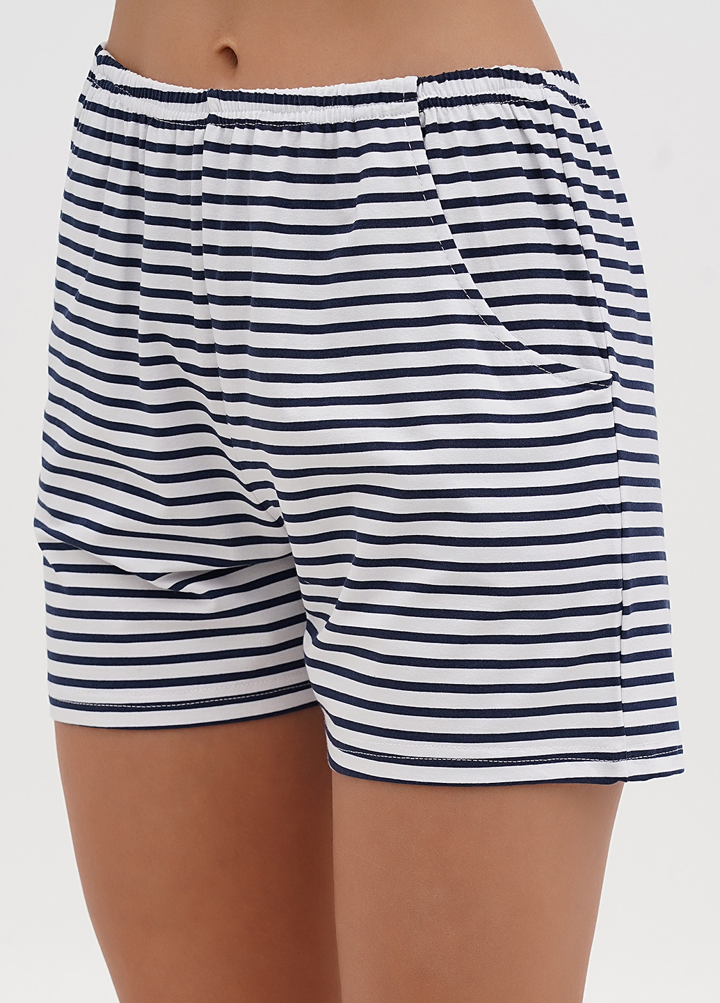 Белая всесезон пижама (майка, шорты) майка + шорты Трикомир