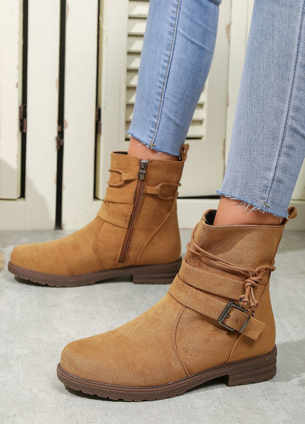 Осенние ботинки SHEIN с пряжкой тканевые, из искусственной замши