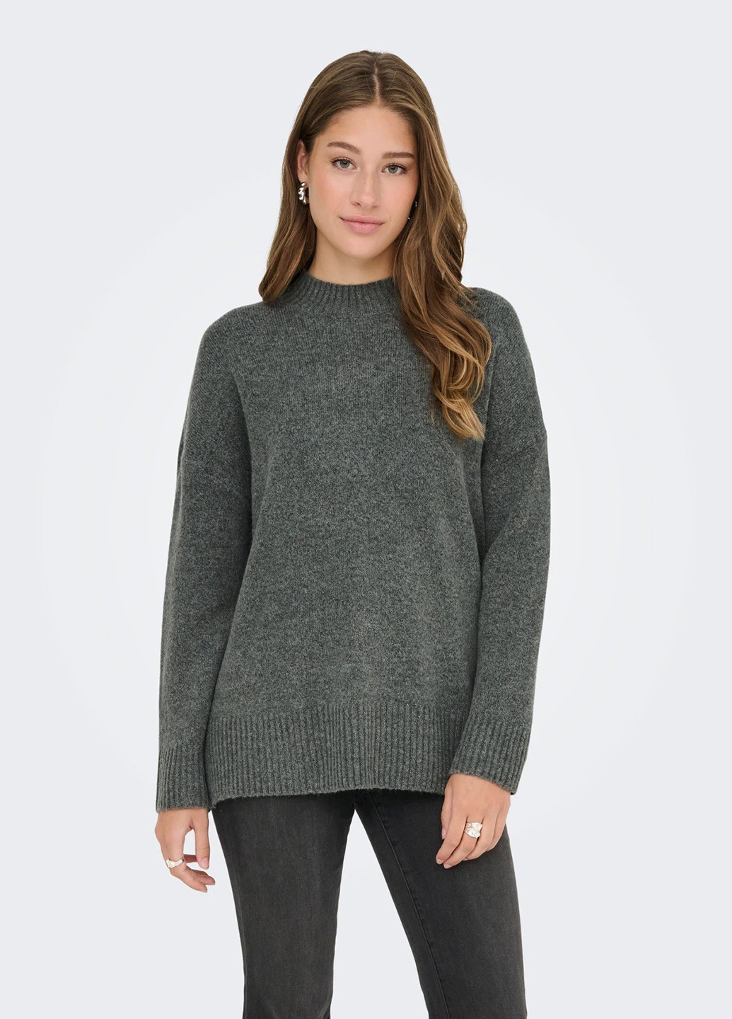 Серо-зеленый зимний свитер Only