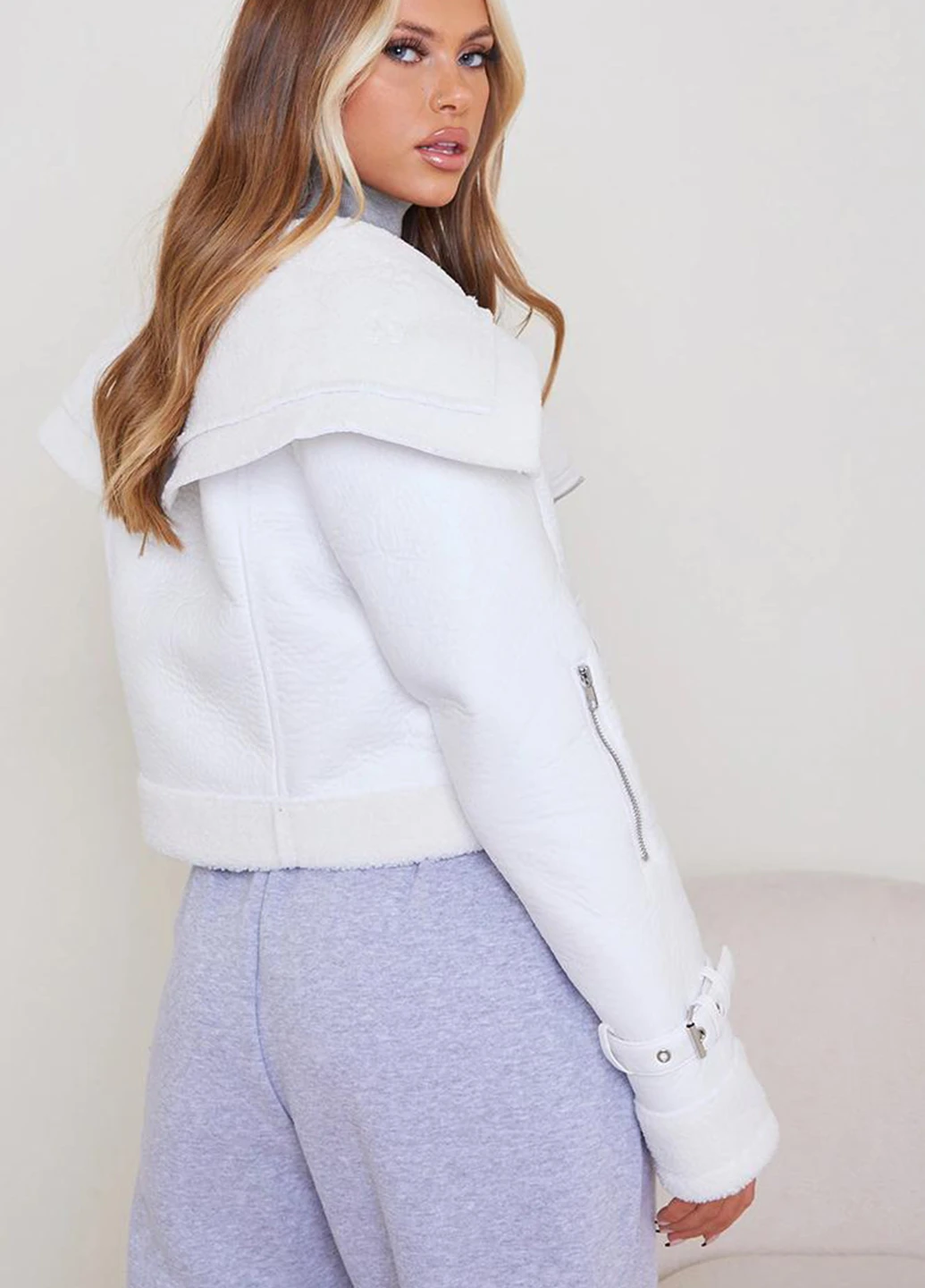 Дубленка PrettyLittleThing (254600537)