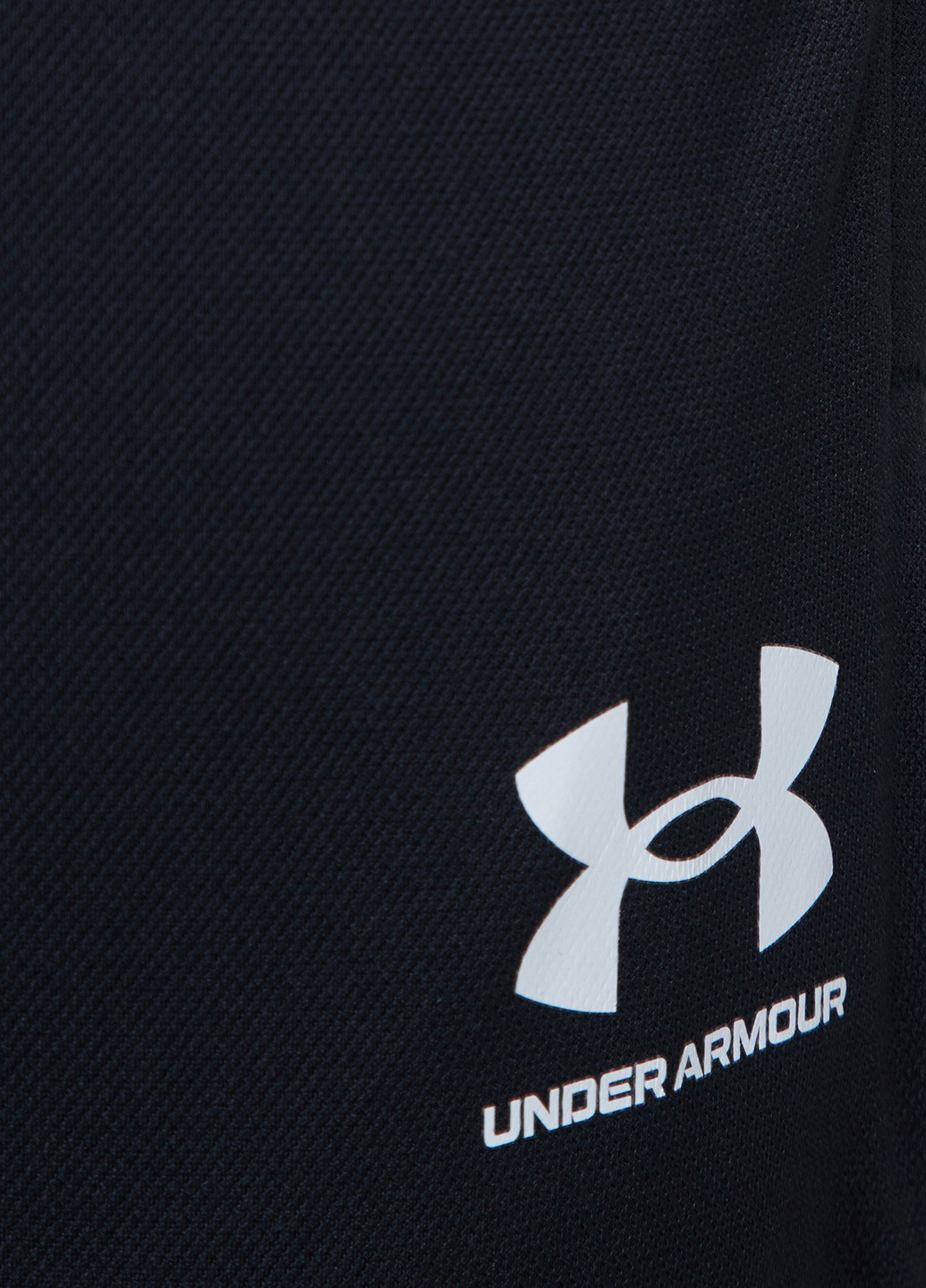 Черные спортивные летние зауженные брюки Under Armour