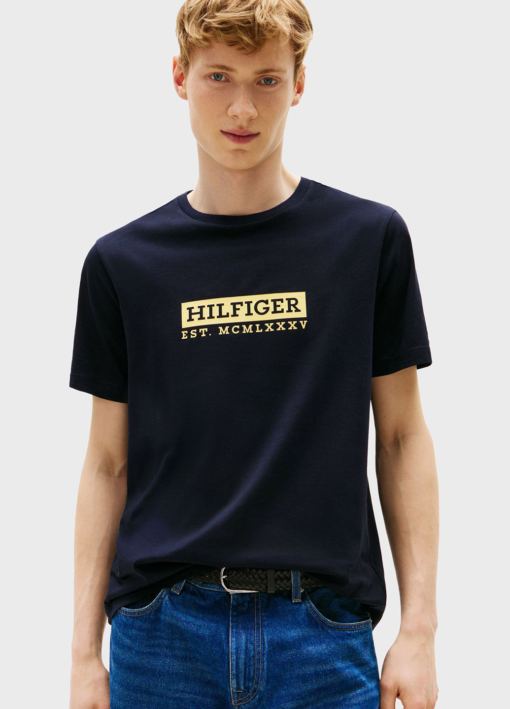 Темно-синя футболка Tommy Hilfiger