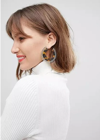 Серьги золотистые Stradivarius (252404969)