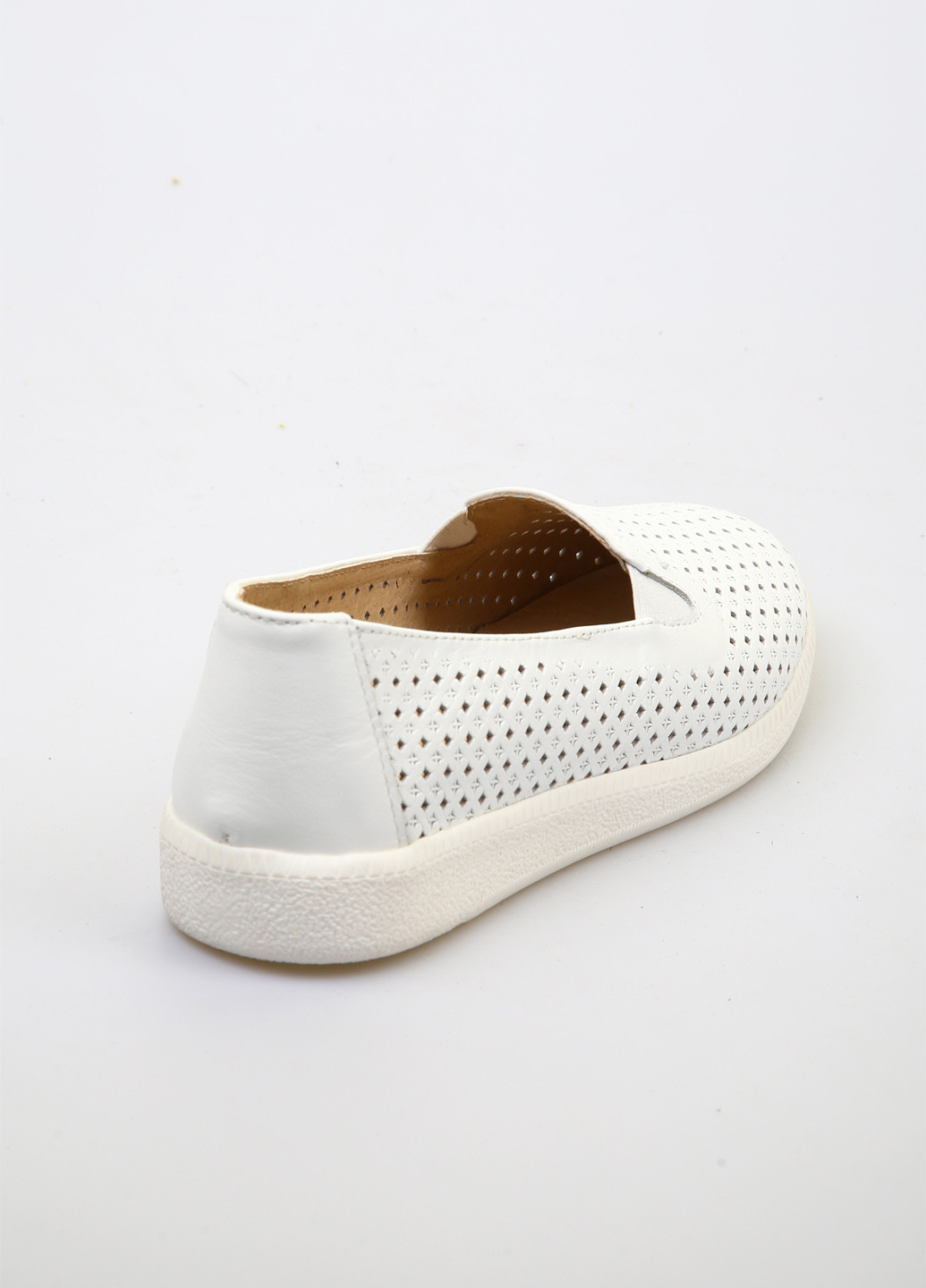 Белые слипоны No Brand с перфорацией однотонные