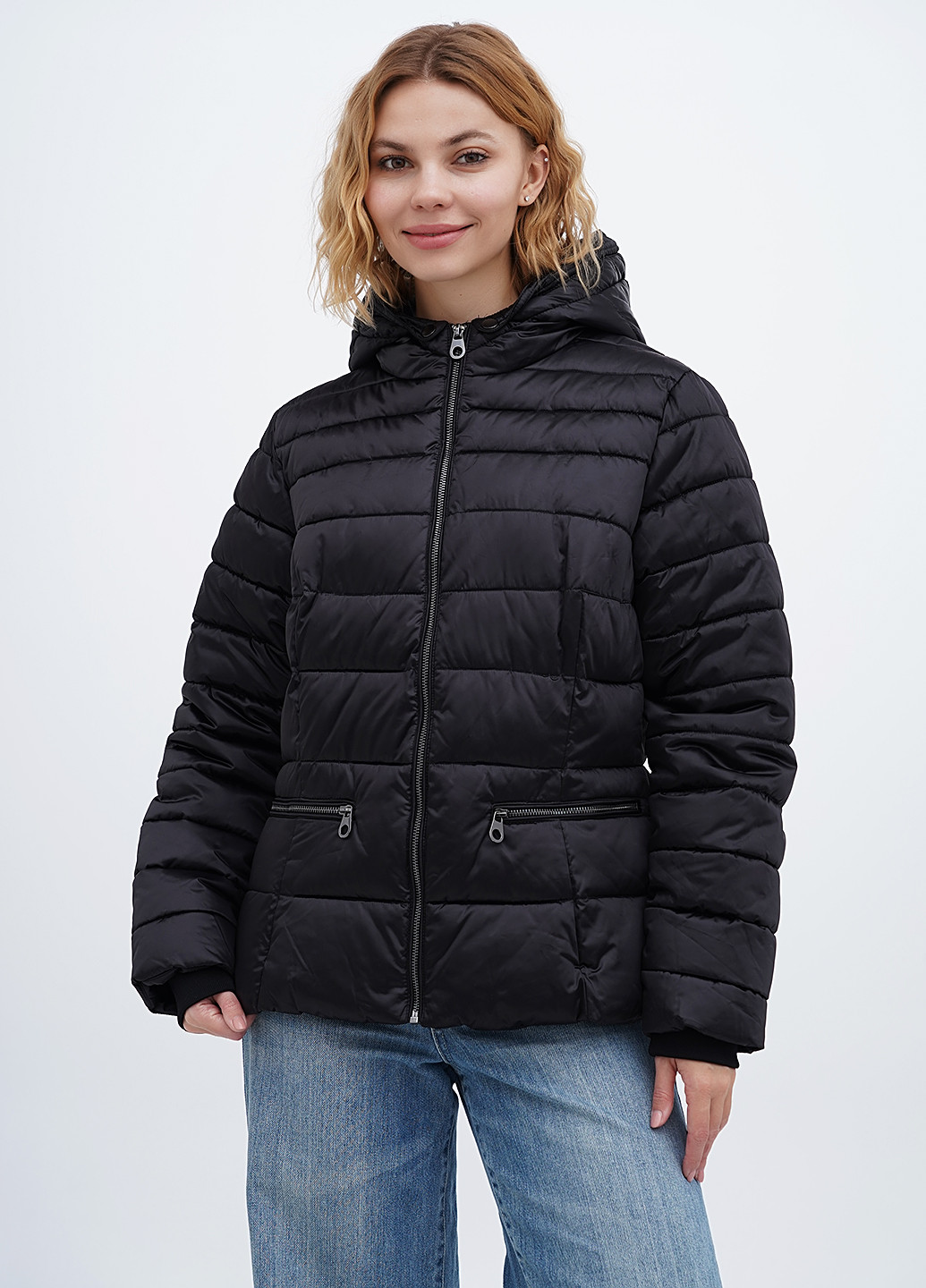 Черная демисезонная куртка H&M