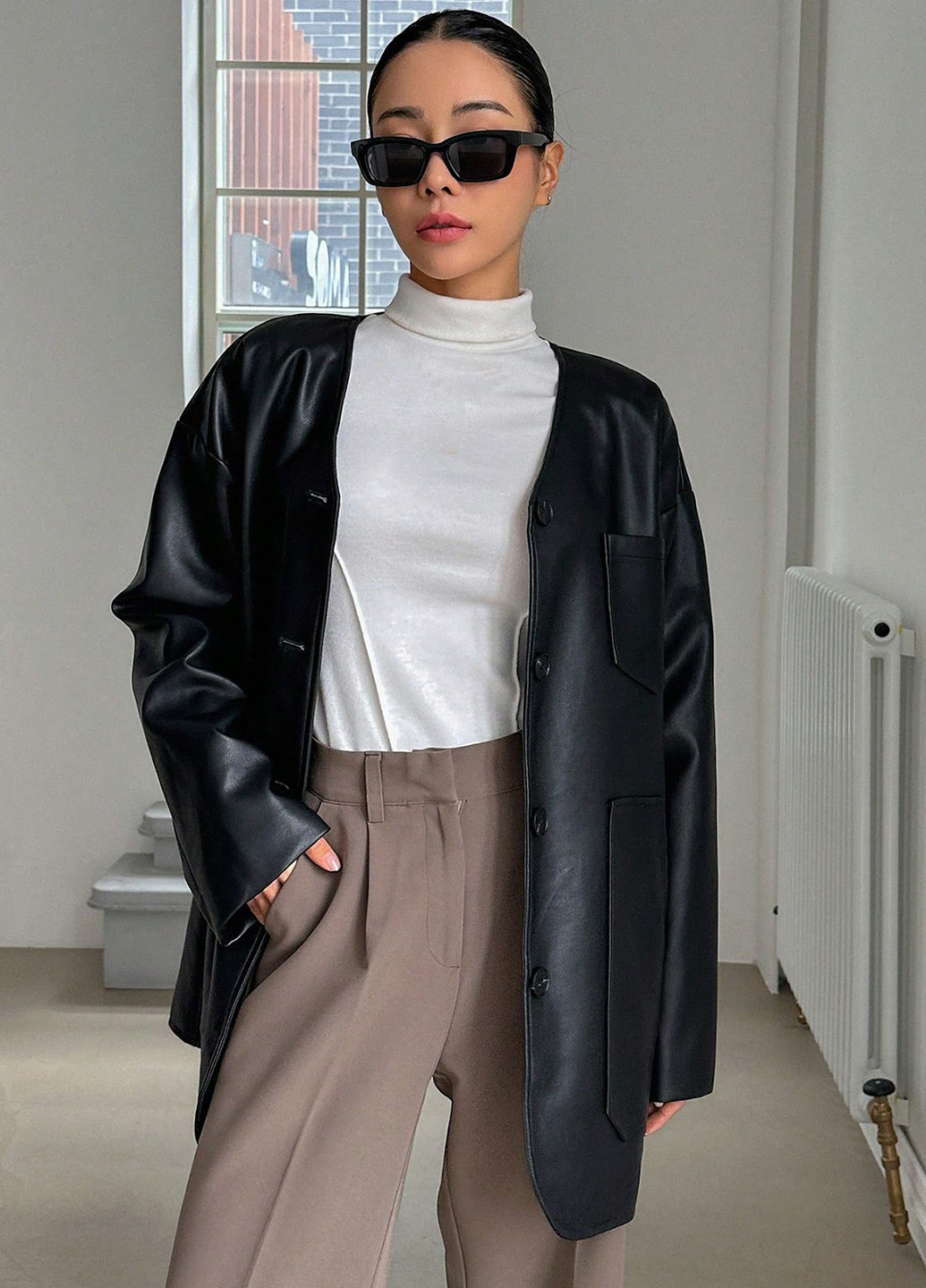 Чорна демісезонна куртка куртка-піджак SHEIN