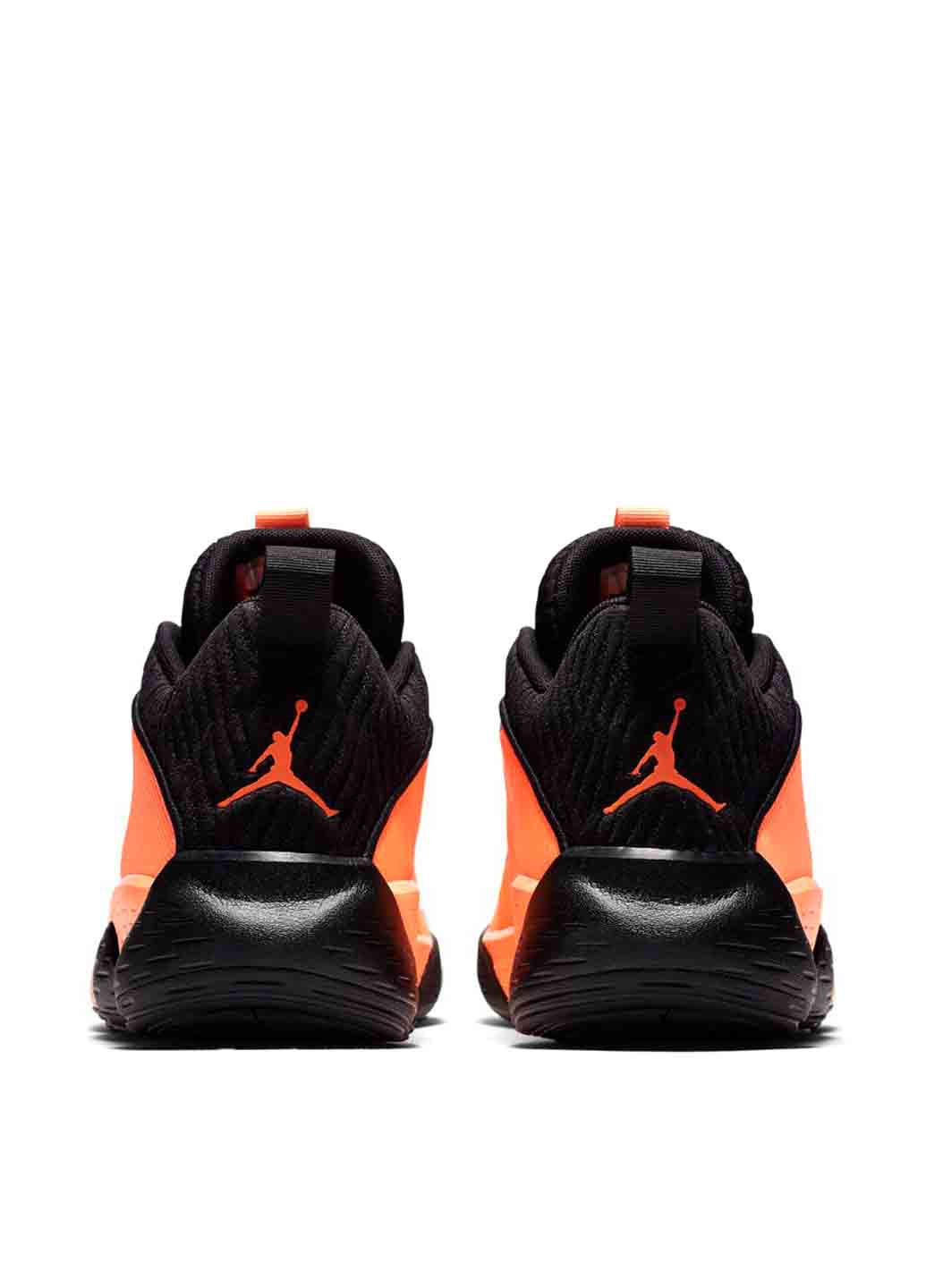 Оранжевые демисезонные кроссовки Nike JORDAN SUPER.FLY MVP LOW