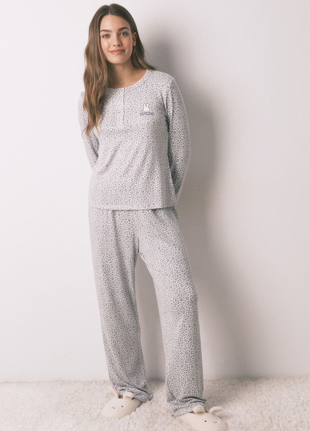 Сіра всесезон піжама (лонгслів, штани) лонгслів + брюки Women'secret