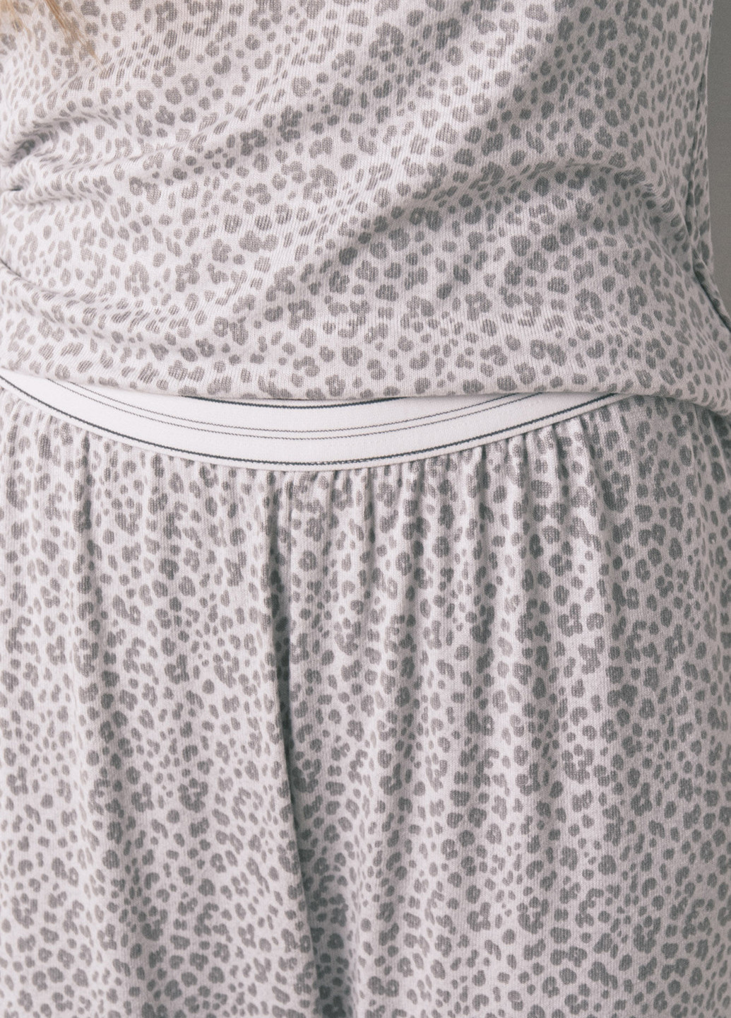 Сіра всесезон піжама (лонгслів, штани) лонгслів + брюки Women'secret