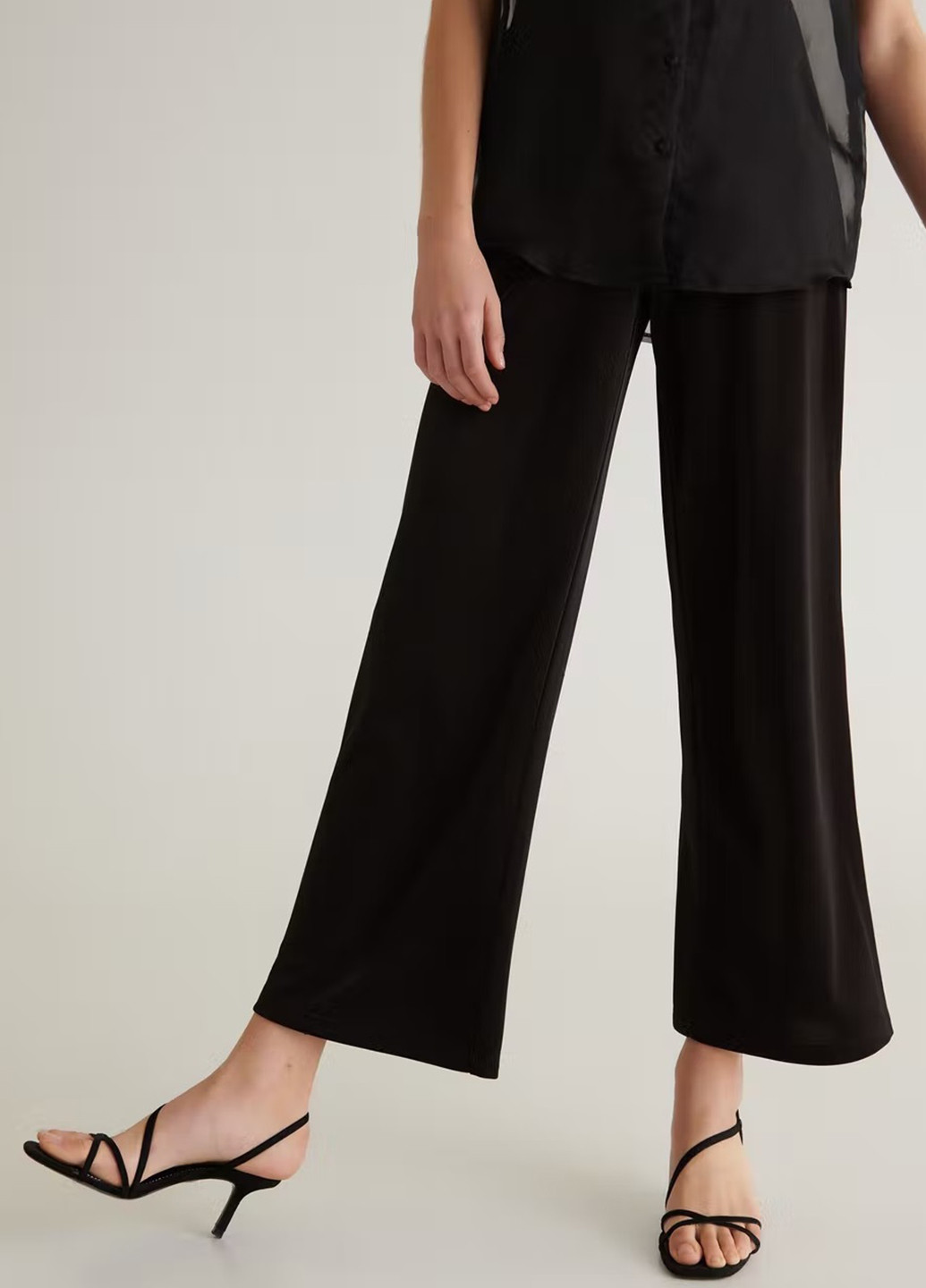Черные кэжуал демисезонные палаццо брюки Gina Tricot