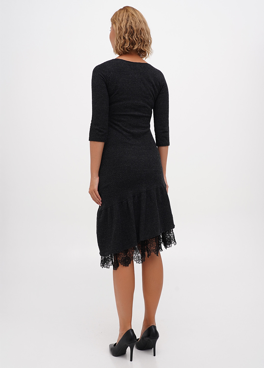 Чорна кежуал сукня силуетна Sassofono з геометричним візерунком