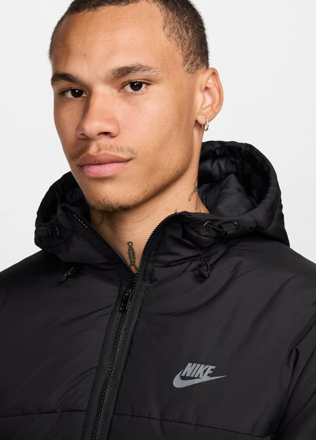 Черная зимняя куртка hf6825-010 Nike M NSW OW SYN FILL JKT
