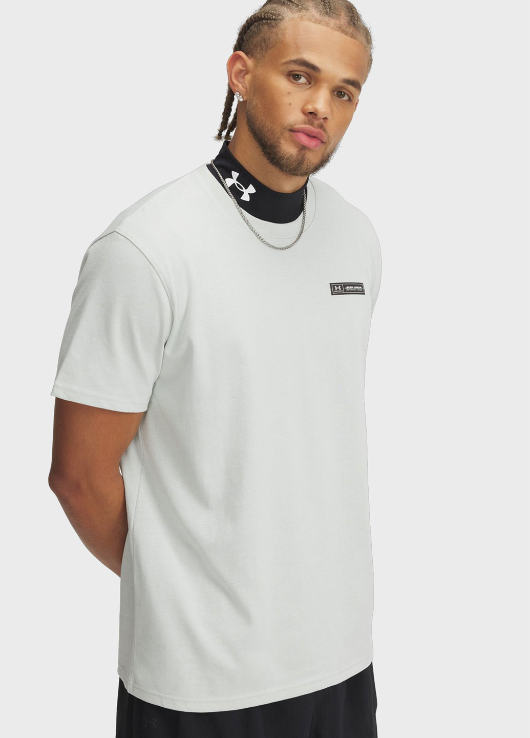 Сіро-зелена футболка Under Armour
