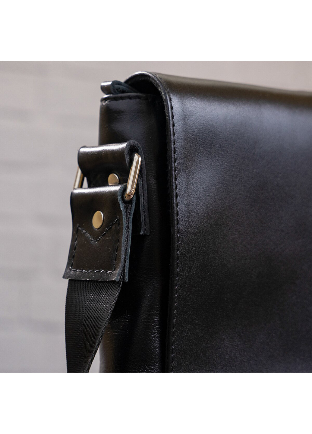 Чоловіча шкіряна сумка 24х26х8 см Shvigel (229460996)