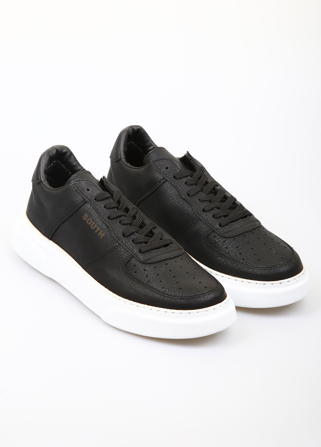 Чорні всесезон кросівки South