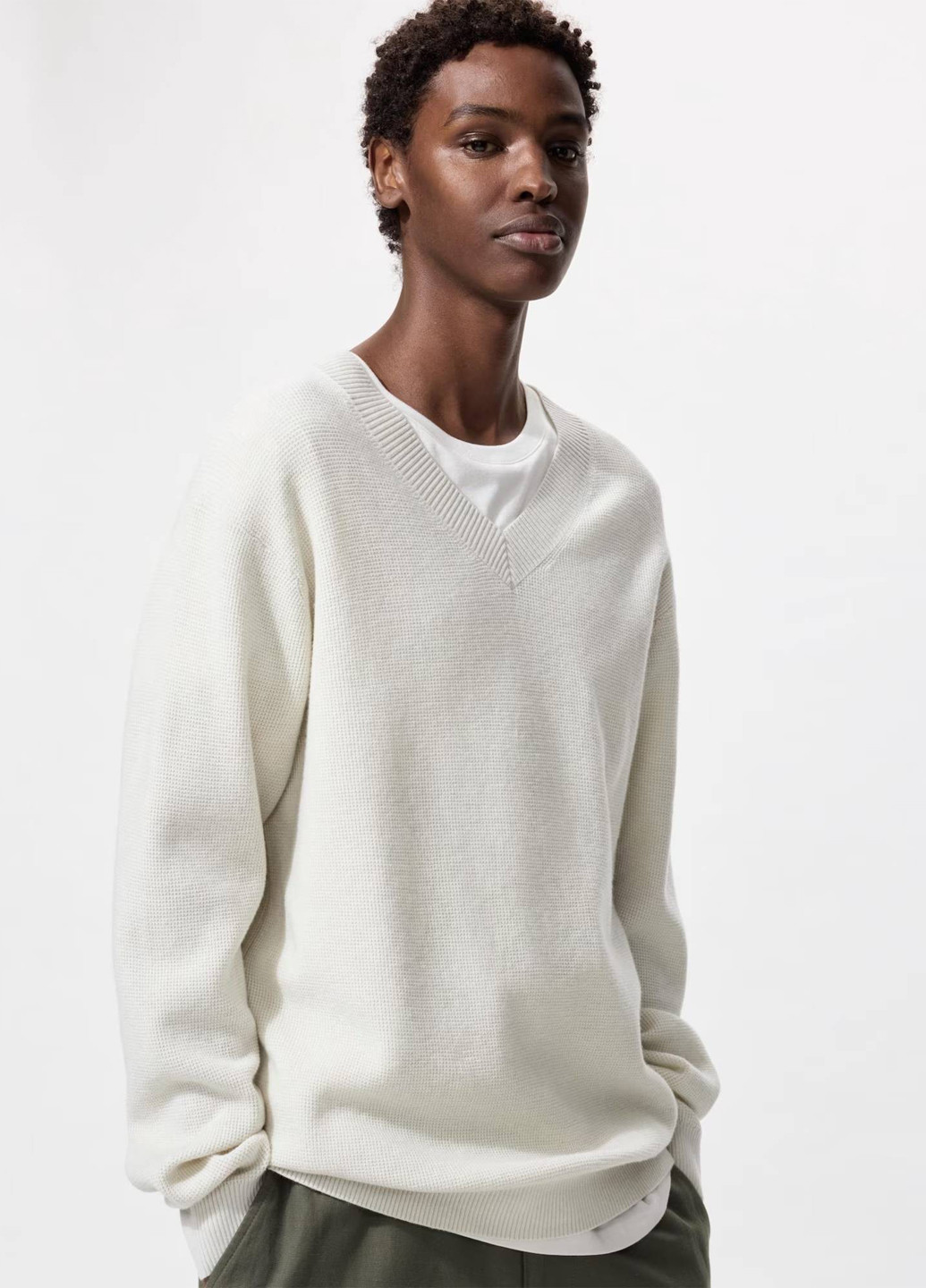 Серый демисезонный пуловер пуловер Uniqlo