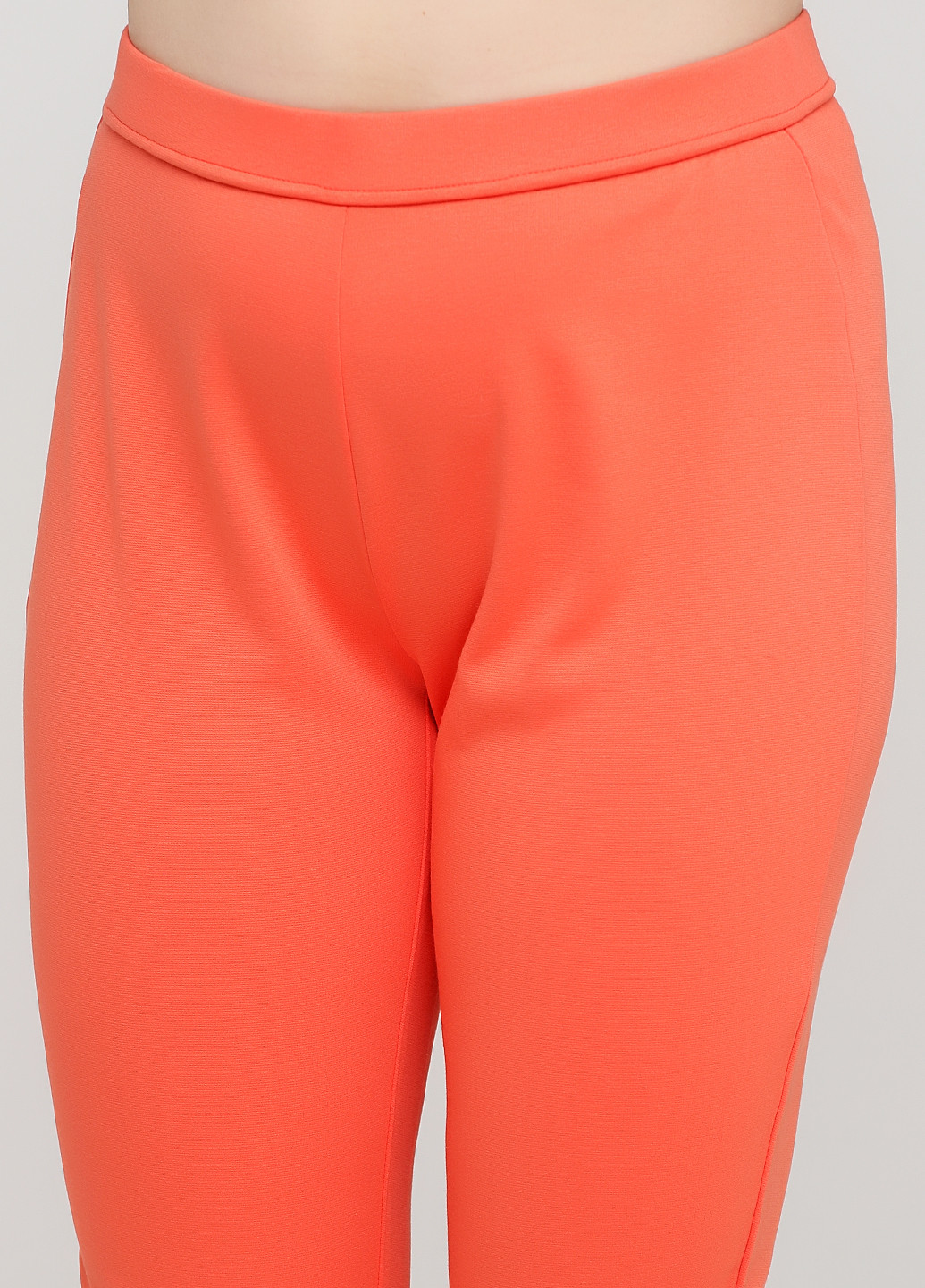 Оранжевые кэжуал демисезонные зауженные, укороченные брюки Mocca