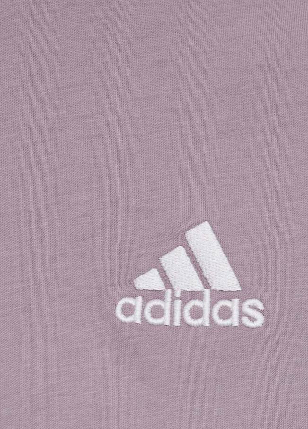 Розовая футболка adidas