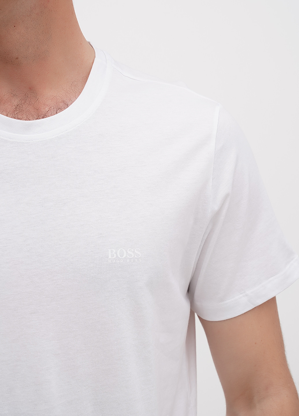 Белая футболка Hugo Boss