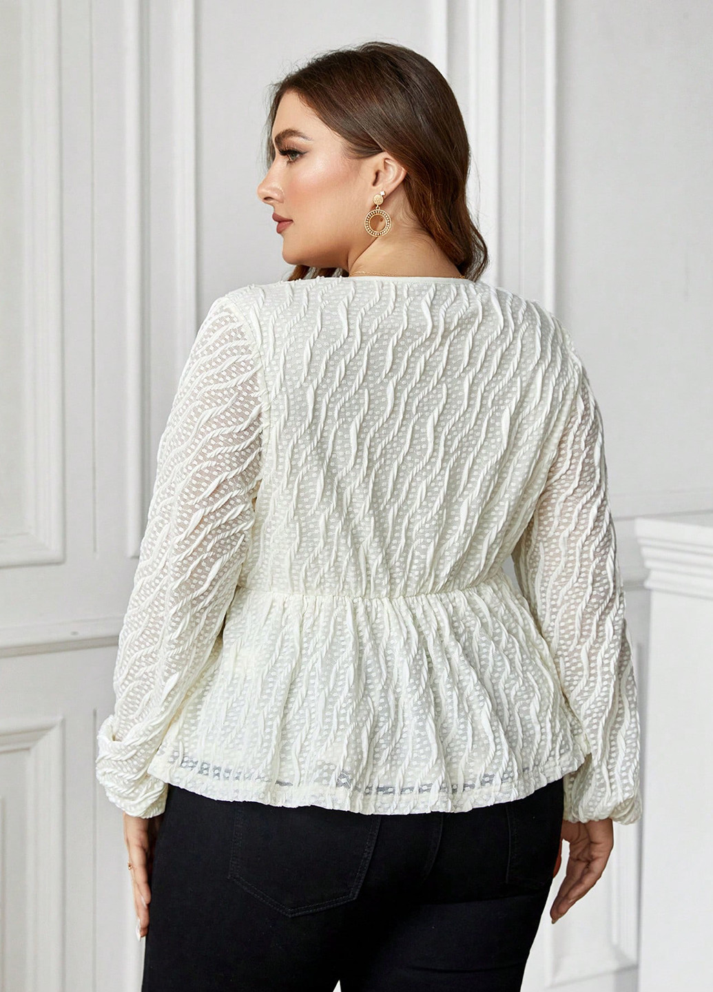 Молочна блуза з баскою SHEIN