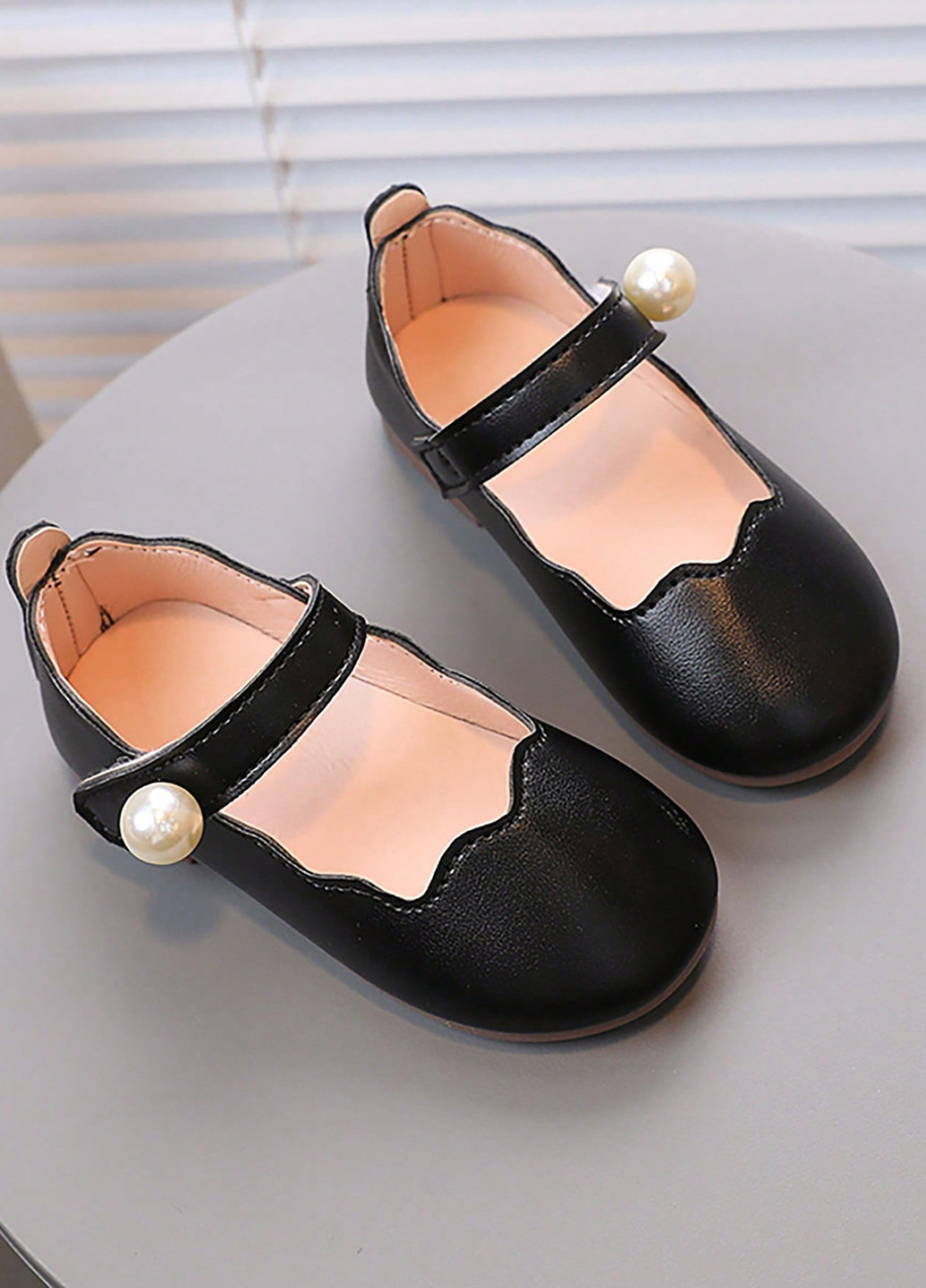 Черные туфли без каблука SHEIN